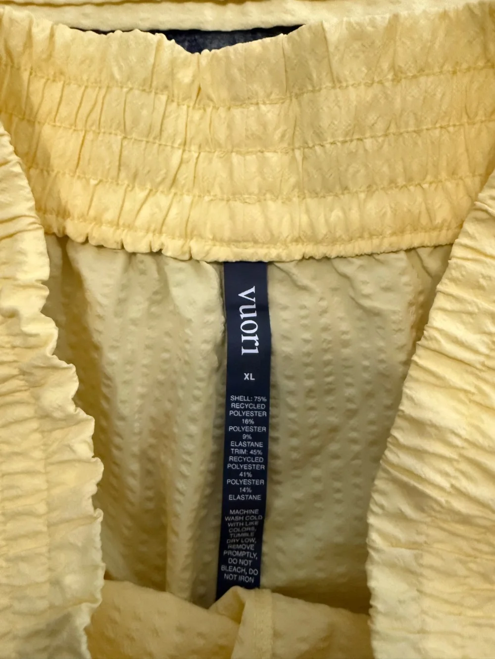 Vuori Villa Textured Cropped V Neck Tank Top & Shorts Sunlight Collection XL - Picture 7 of 7